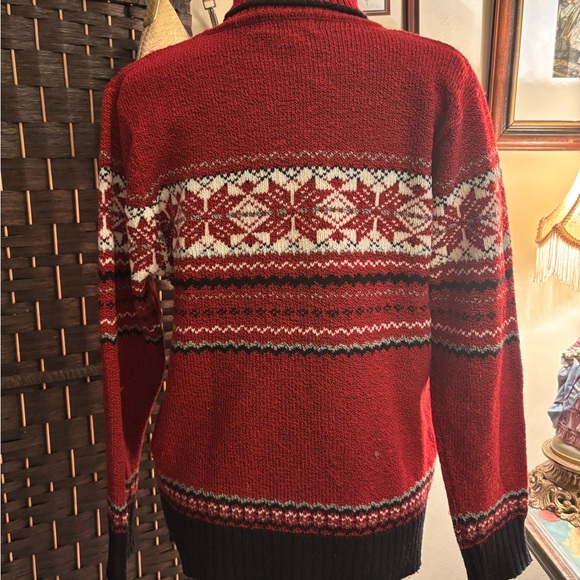 Vintage 70s Red and Black Turtleneck Sweater - Picture 2 of 7